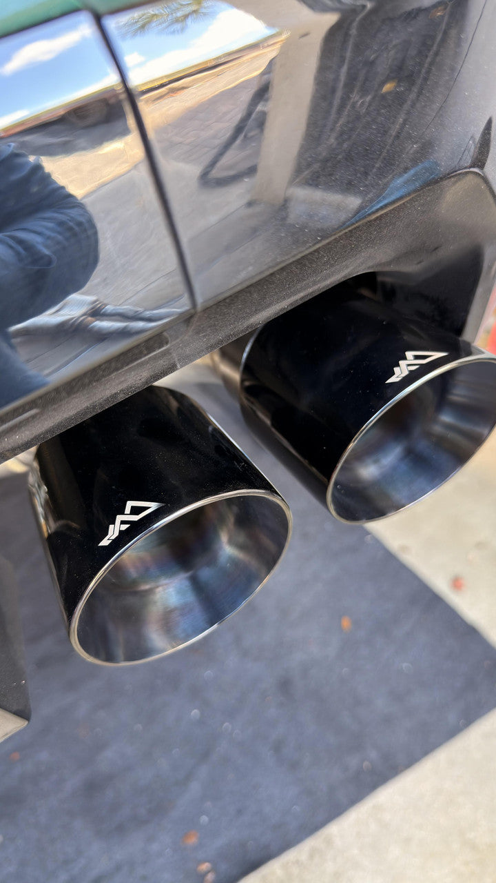 MAD BMW G90 M5 Axle-Back Exhaust